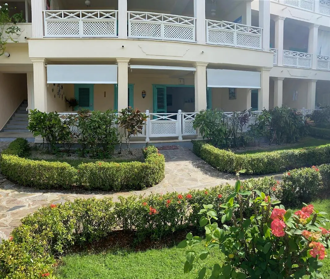 La Dolce Vita Beachfront Apt 2 Las Terrenas Dominik Cumhuriyeti